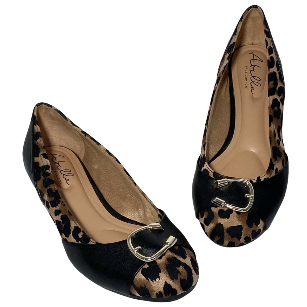 Abella Loafer 9.5 Sandal Flat FINA Cheetah Print w/ Buckle - Picture 3 of 10